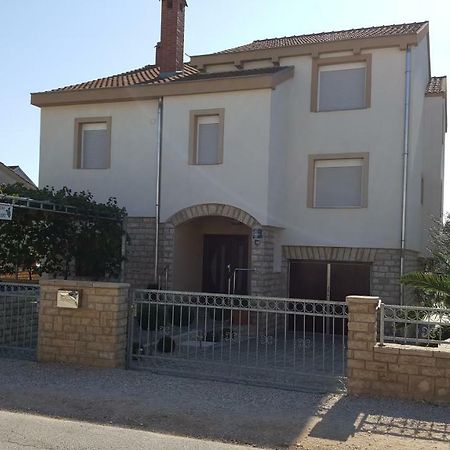 Apartmani M&M Биоград на Мору Екстериор снимка