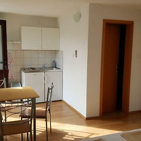 Apartmani M&M Биоград на Мору Екстериор снимка