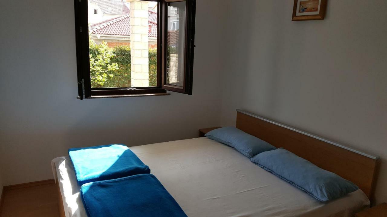 Apartmani M&M Биоград на Мору Екстериор снимка