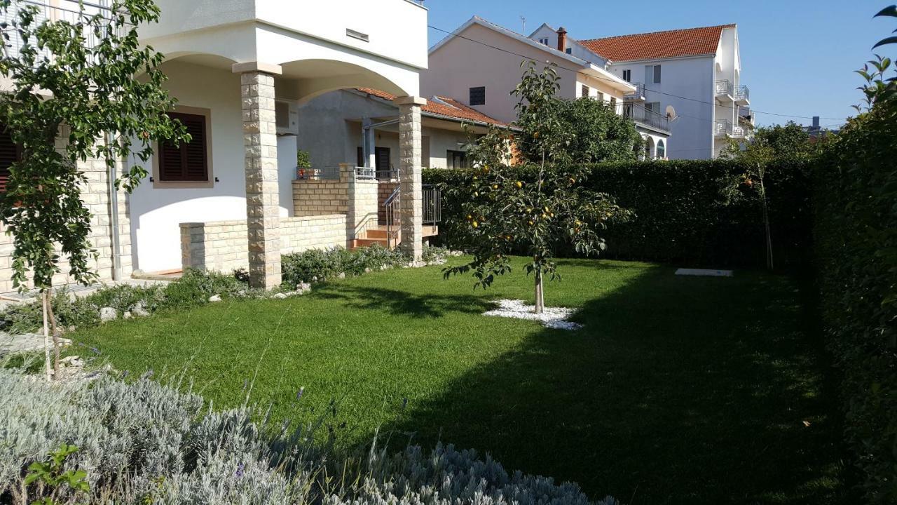 Apartmani M&M Биоград на Мору Екстериор снимка