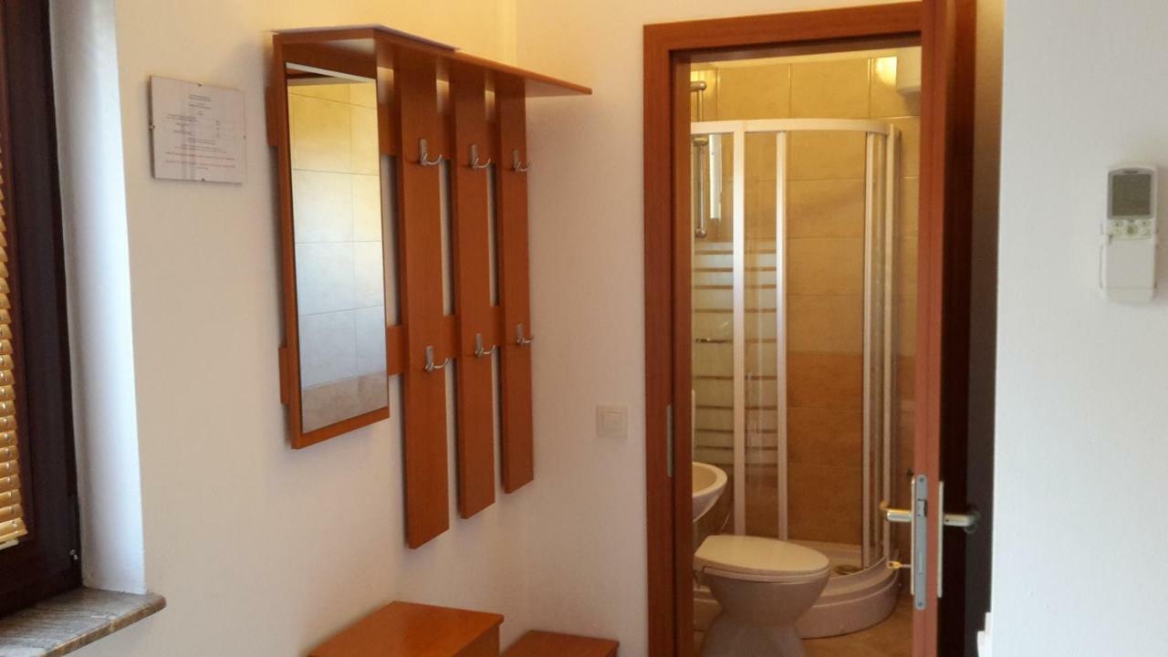 Apartmani M&M Биоград на Мору Екстериор снимка
